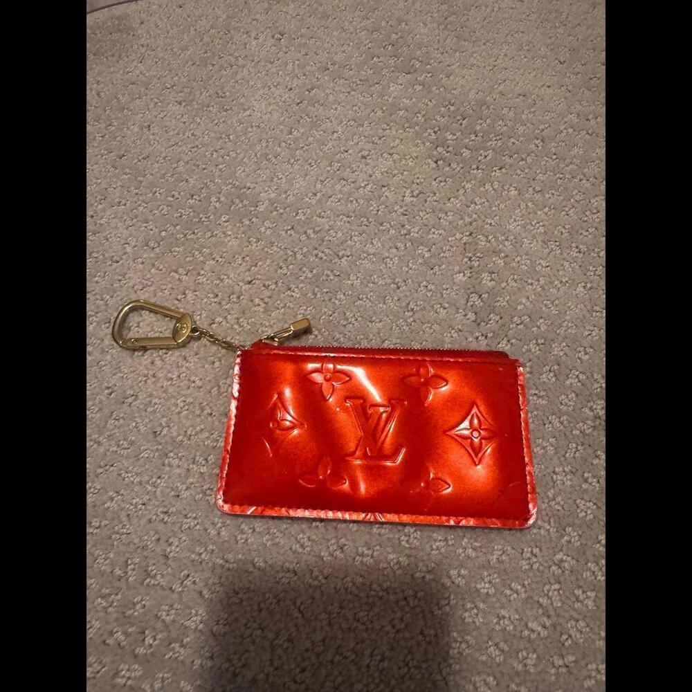 LOUIS VUITTON Pochette Cles Red Monogram Vernis Key Pouch